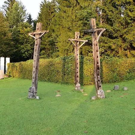 Glamping Forest Edge Luxussátor Kamnik