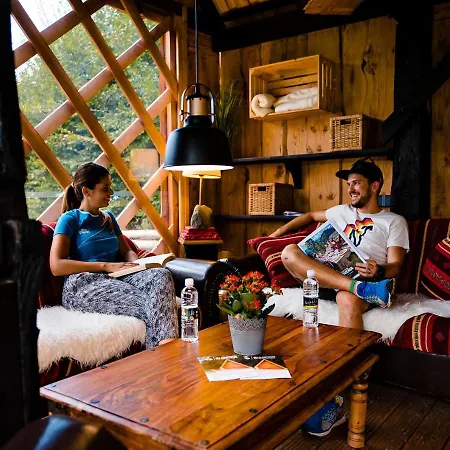 Campismo de Luxo Glamping Forest Edge Kamnik