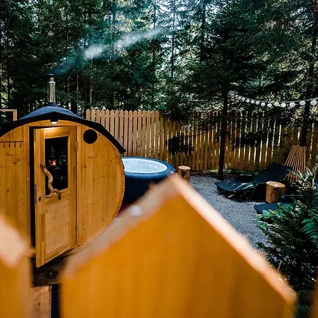 Campo de lujo Glamping Forest Edge Kamnik