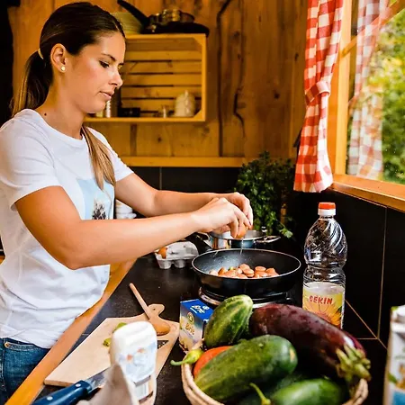 Glamping Forest Edge Kamnik