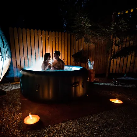Glamping Forest Edge Campismo de Luxo Kamnik