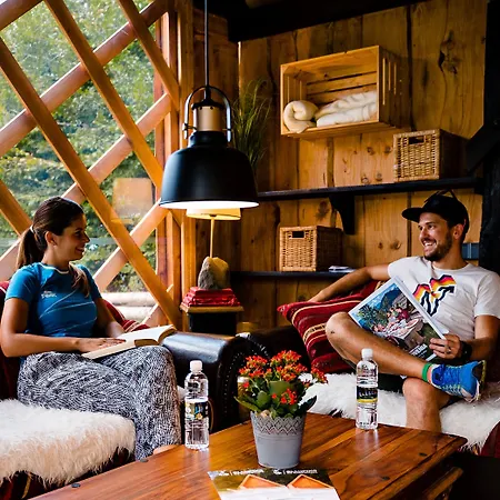 Campismo de Luxo Glamping Forest Edge *