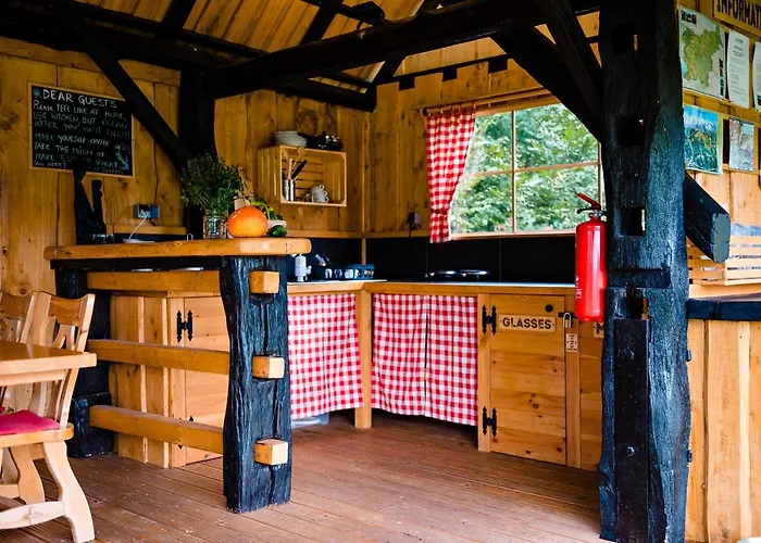 럭셔리텐트 Glamping Forest Edge