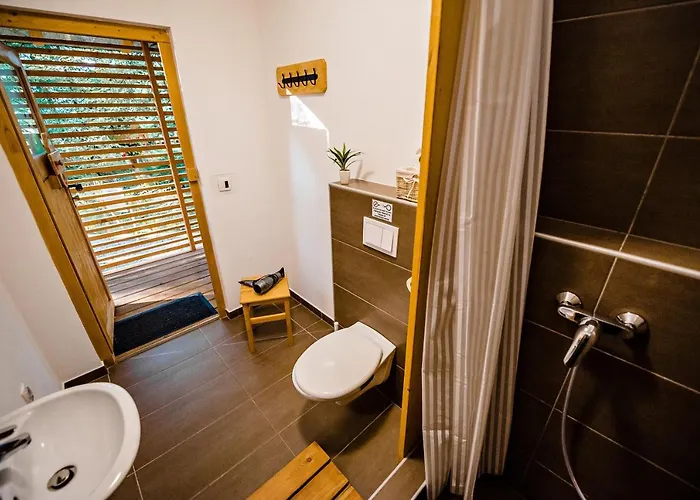 Glamping Forest Edge *