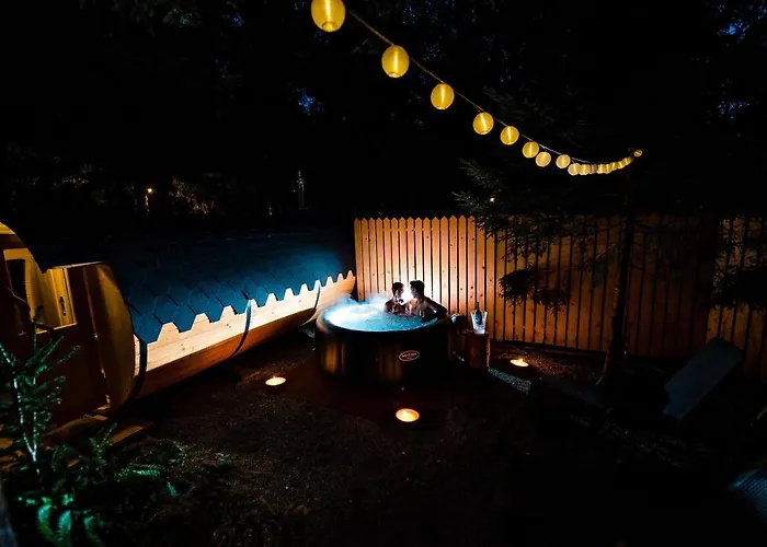 Glamping Forest Edge *