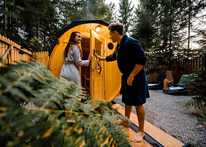 Glamping Forest Edge 캄니크